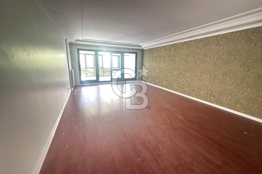 Bahçeşehir Süzer Bulvarı Gül Blok Satılık 4+1 Daire
