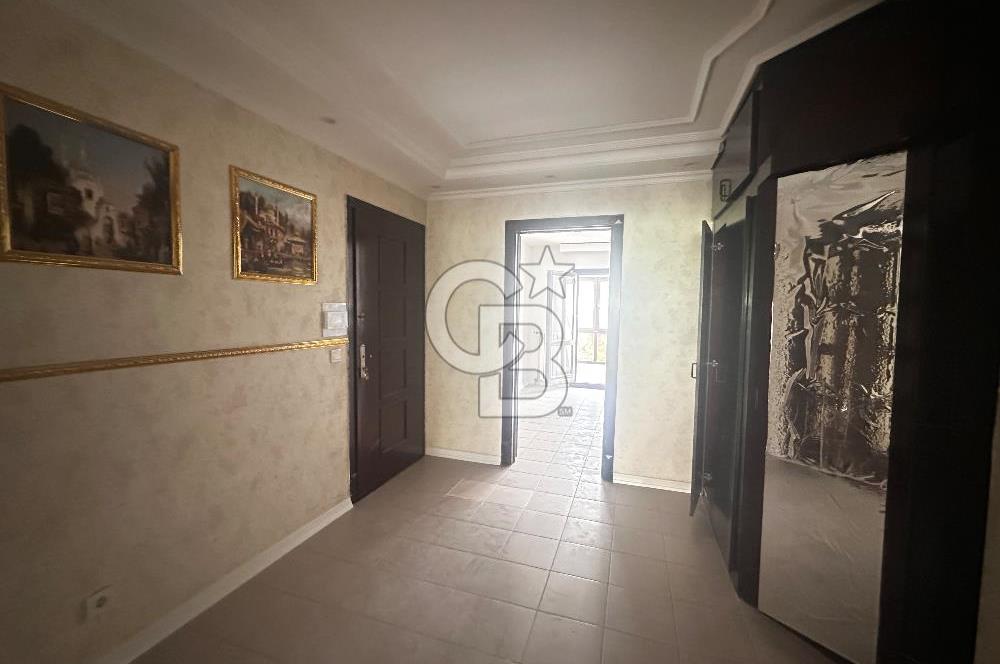 Bahçeşehir Süzer Bulvarı Gül Blok Satılık 4+1 Daire