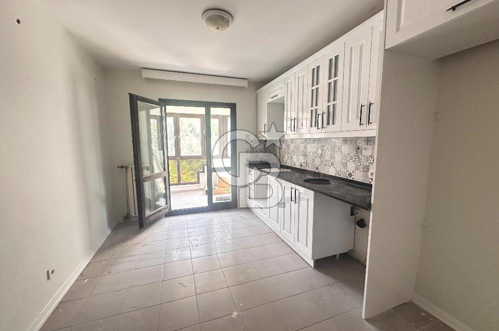 Bahçeşehir Süzer Bulvarı Gül Blok Satılık 4+1 Daire