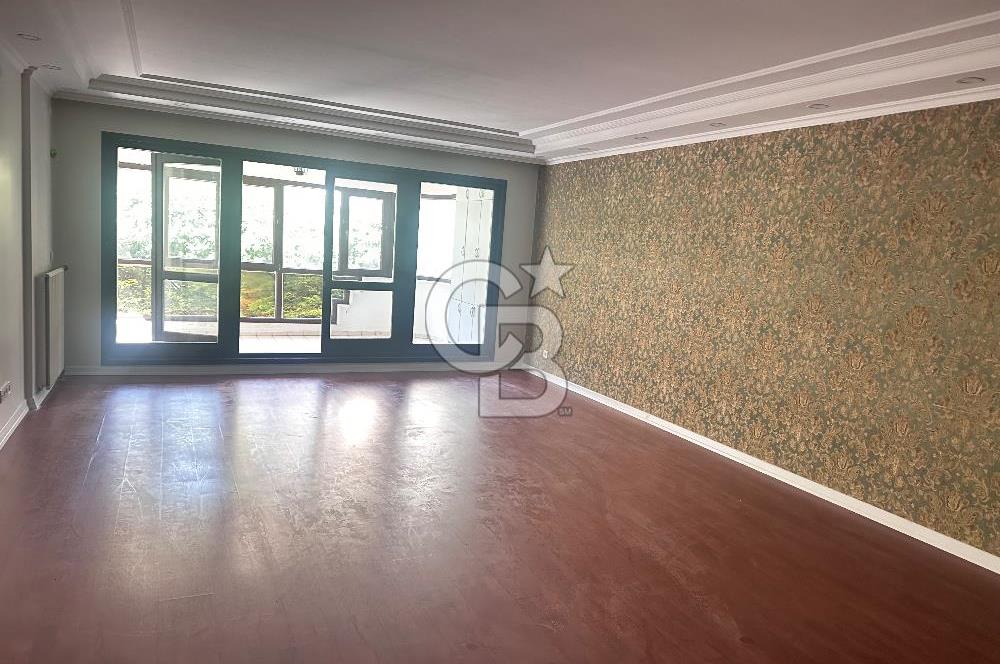 Bahçeşehir Süzer Bulvarı Gül Blok Satılık 4+1 Daire