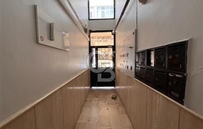 KARŞIYAKA ÇARŞIYA YÜRÜME MESAFESİNDE 3+1 SATILIK DAİRE