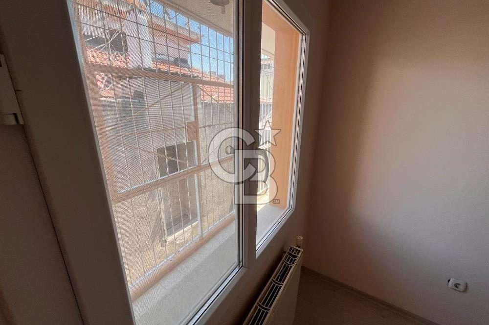 KARŞIYAKA ÇARŞIYA YÜRÜME MESAFESİNDE 3+1 SATILIK DAİRE