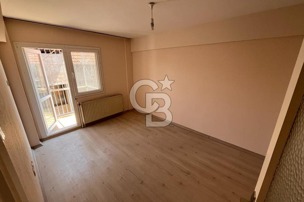 KARŞIYAKA ÇARŞIYA YÜRÜME MESAFESİNDE 3+1 SATILIK DAİRE