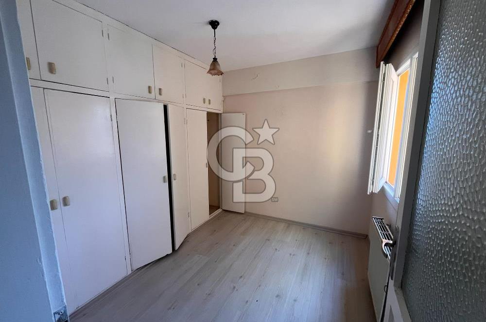 KARŞIYAKA ÇARŞIYA YÜRÜME MESAFESİNDE 3+1 SATILIK DAİRE