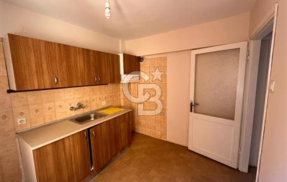 KARŞIYAKA ÇARŞIYA YÜRÜME MESAFESİNDE 3+1 SATILIK DAİRE