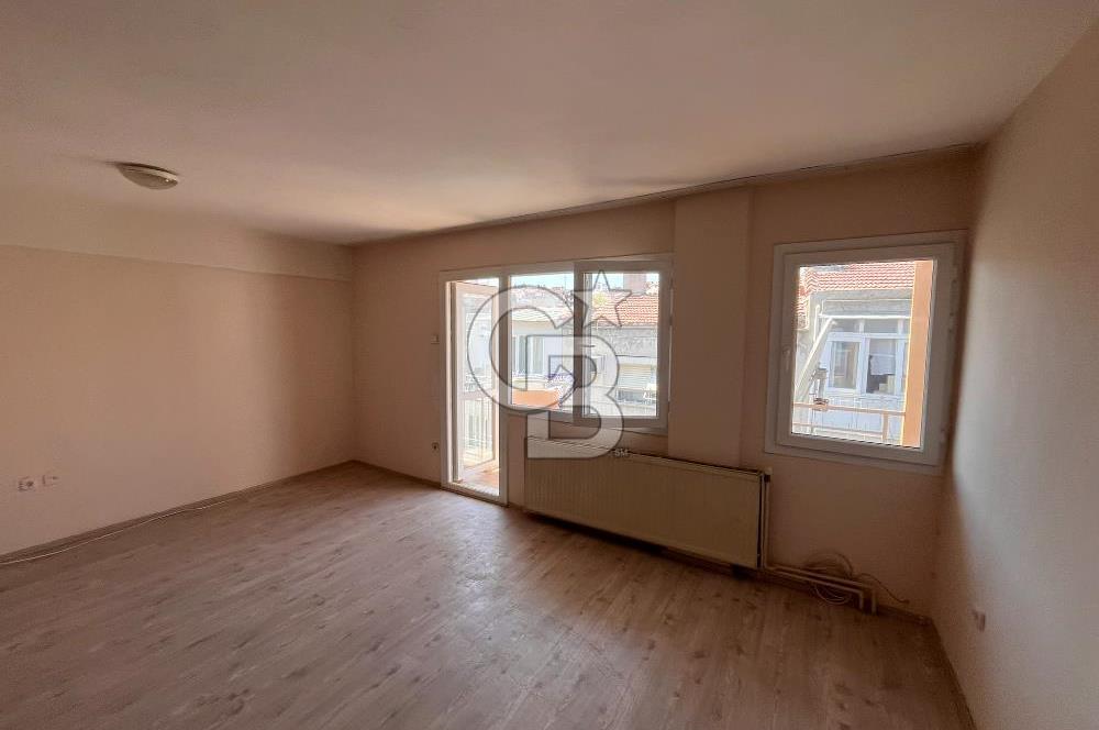 KARŞIYAKA ÇARŞIYA YÜRÜME MESAFESİNDE 3+1 SATILIK DAİRE