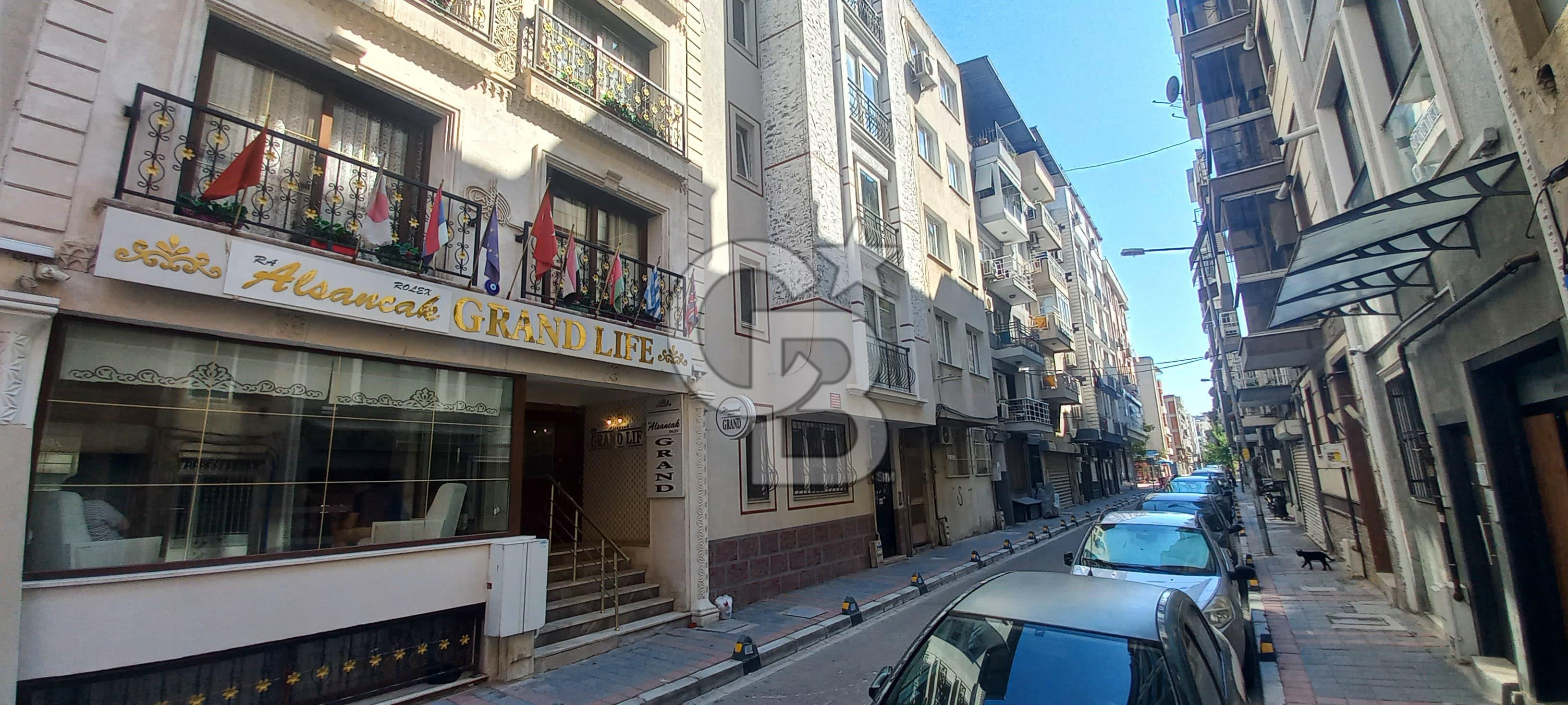 Konak Kahramanlar'da Turizm Ruhsatlı Butik Satılık Otel