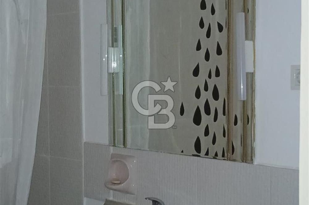 Nişantasi Hüsrev Gerede Cad. girişinde Kiralık Ofis katı.