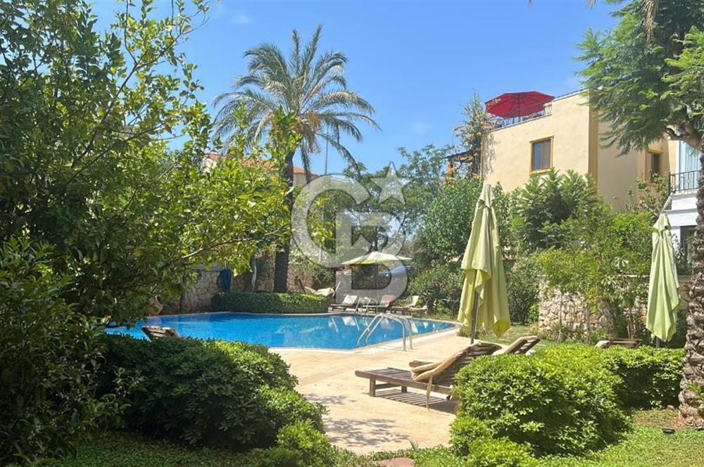 CB Giz'den Kalkan Kalamarda 1+1 ortak havuzlu site icinde daire