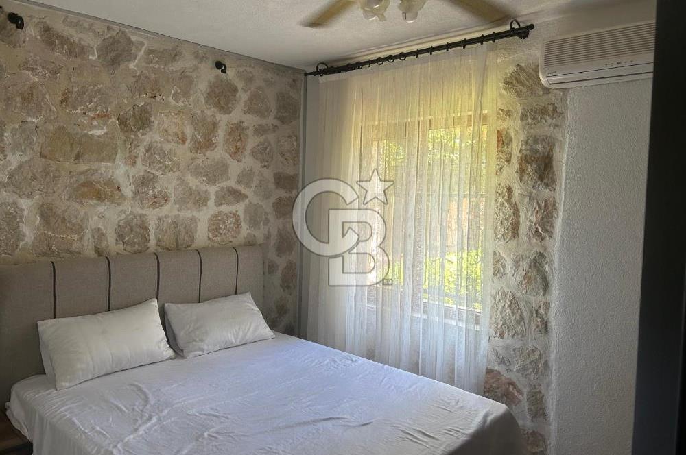 CB Giz'den Kalkan Kalamarda 1+1 ortak havuzlu site icinde daire