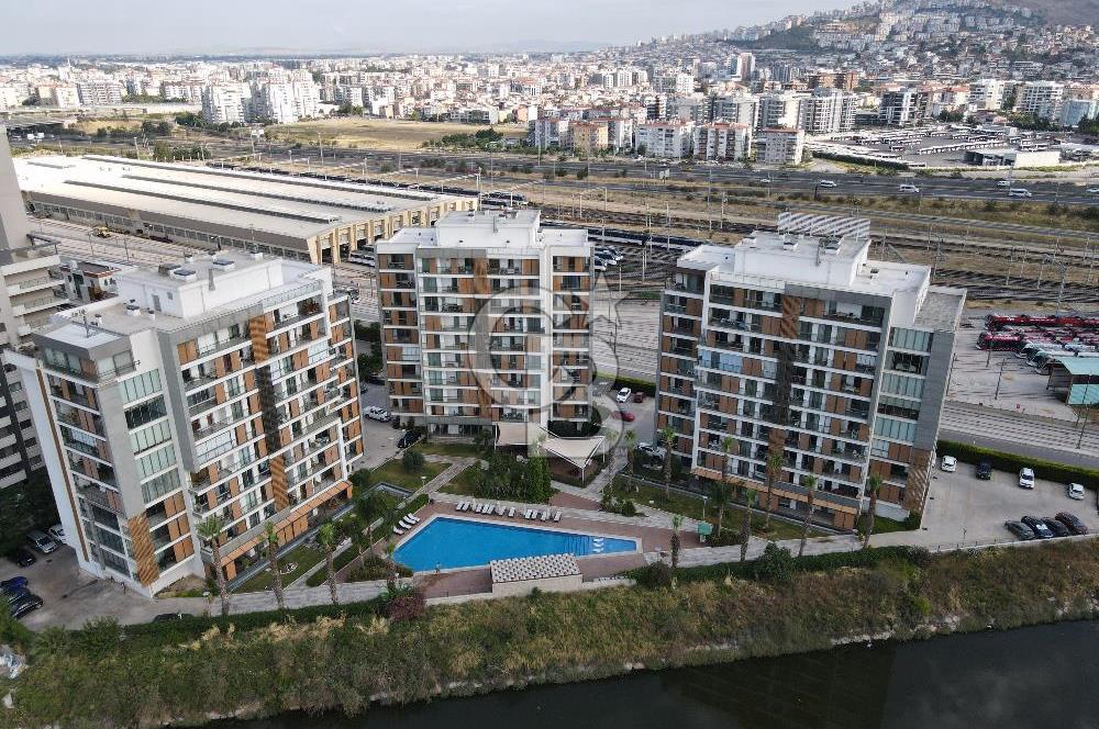 Karşıyaka Mavişehir Modda Eşyalı Kiralık 2+1 Daire