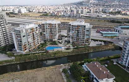Karşıyaka Mavişehir Modda Eşyalı Kiralık 2+1 Daire