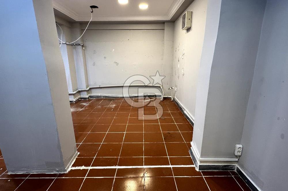 Şişli Mecidiyeköy'de Kiralık Dükkan + Ofis Katı
