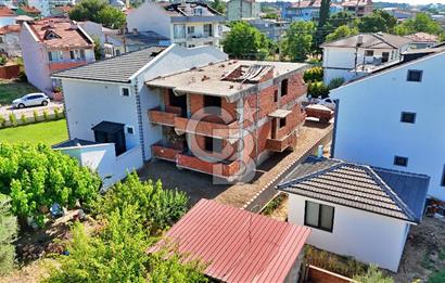 BAYRAMİÇ'TE ARSA İÇERİSİNDE İSTER İKİ AYRI DAİRE İSTER TEK VİLLA