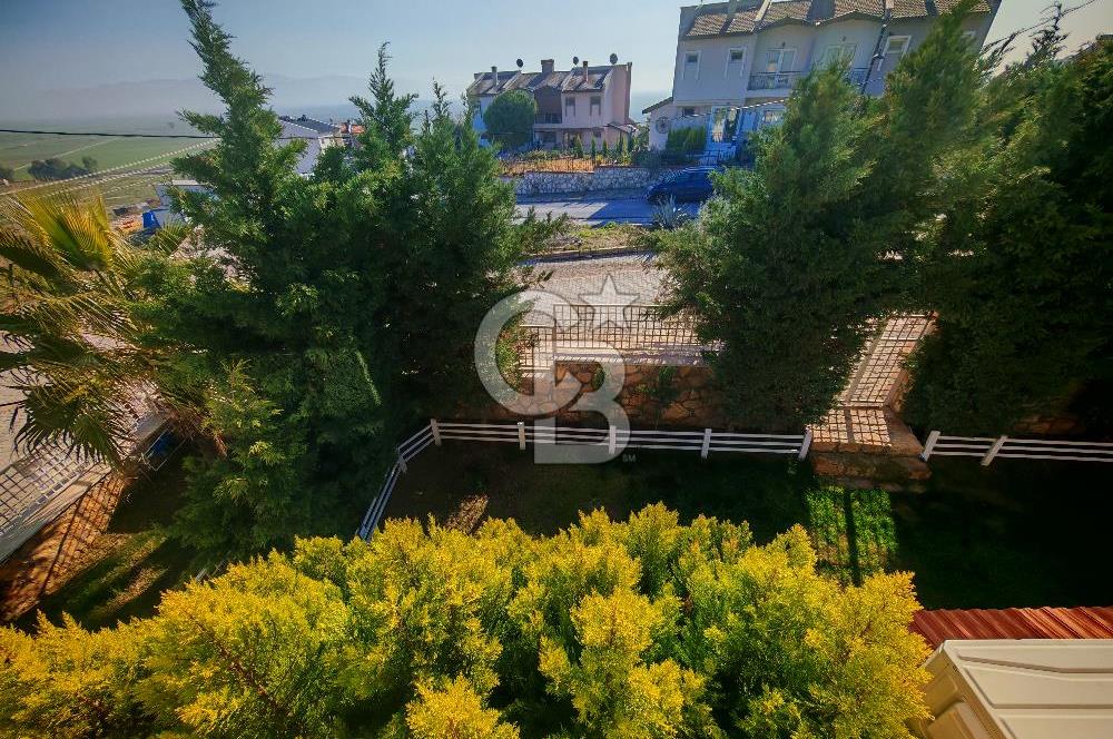 Villakent 1 Dönüm İçinde 210 Mtkr Satılık 4+2 Taş Villa Müstakil
