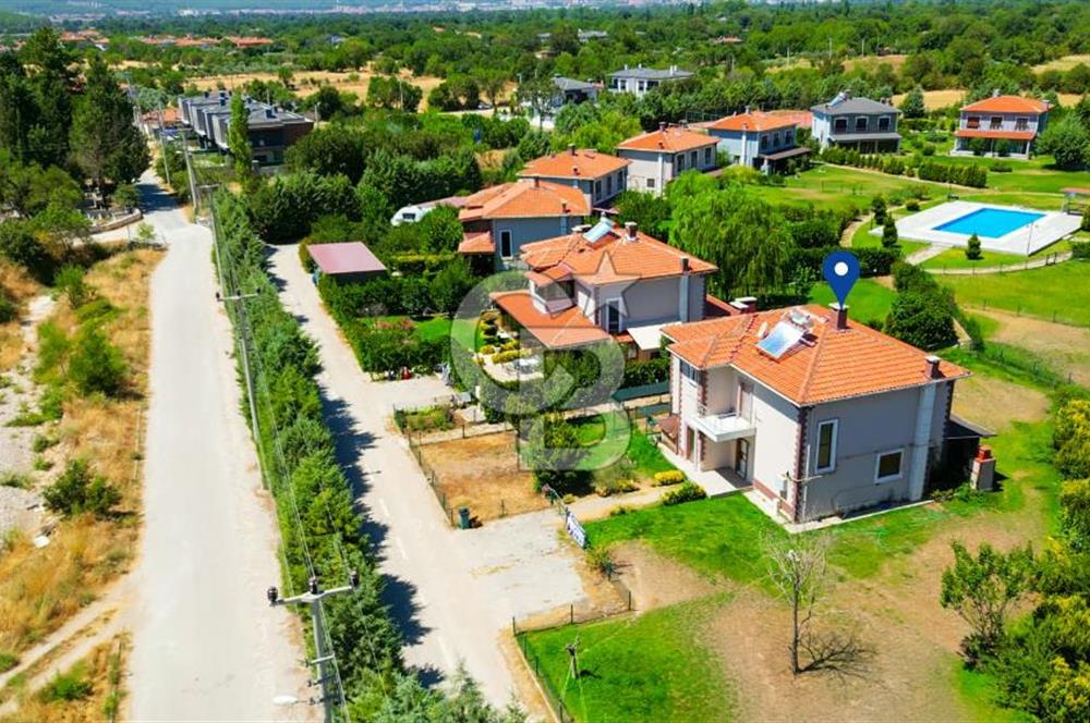 Muğla Menteşe Ortaköy Mahallesi'nde 1600 m² Bahçeli 3+1 Villa