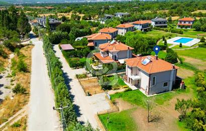 Muğla Menteşe Ortaköy Mahallesi'nde 1600 m² Bahçeli 3+1 Villa