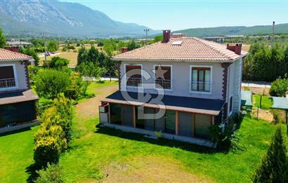 Muğla Menteşe Ortaköy Mahallesi'nde 1600 m² Bahçeli 3+1 Villa