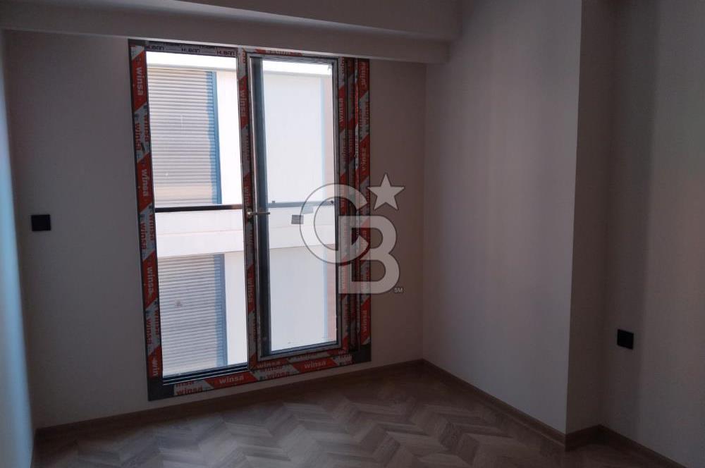 KARŞIYAKA BOSTANLI'DA SATILIK 3+1 SIFIR DAİRE