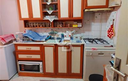 KARŞIYAKA MERKEZDE 3+1 SATILIK DAİRE