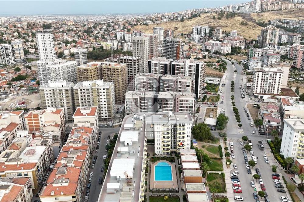 Karşıyaka Örnekköy Saklıbahçe Evleri Havuz Üstü Satılık 3+1
