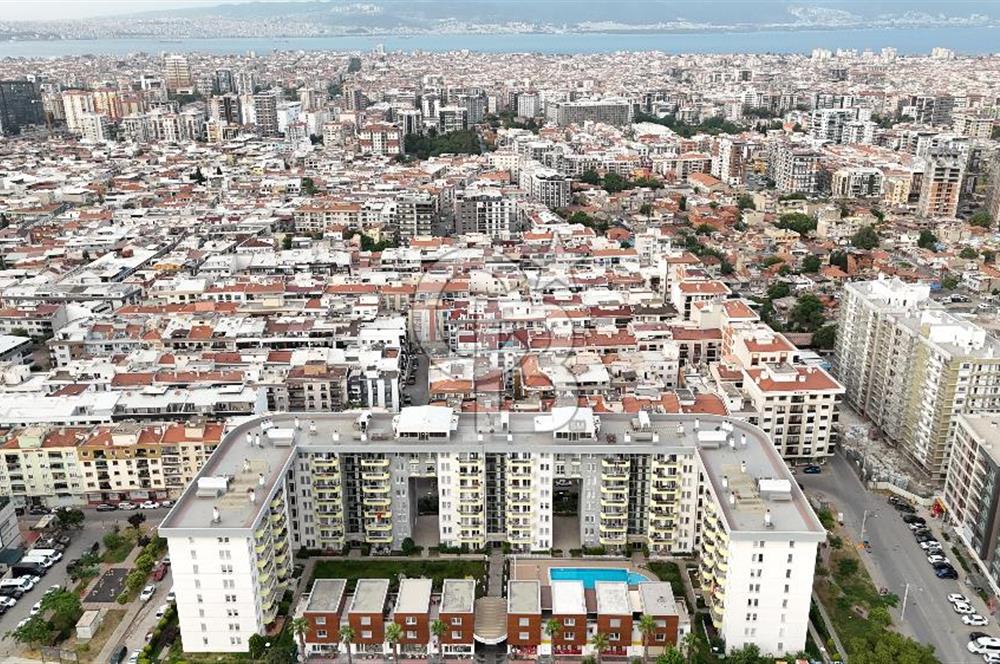 Karşıyaka Örnekköy Saklıbahçe Evleri Havuz Üstü Satılık 3+1