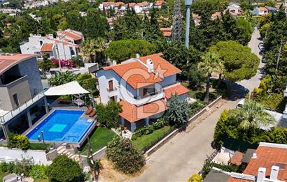 Çeşme Ardıç'ta Sahile Yakın 3+1 Dubleks Villa