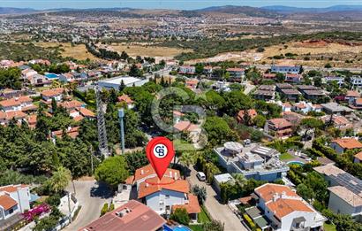 Çeşme Ardıç'ta Sahile Yakın 3+1 Dubleks Villa