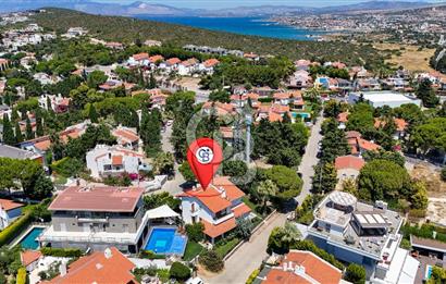 Çeşme Ardıç'ta Sahile Yakın 3+1 Dubleks Villa