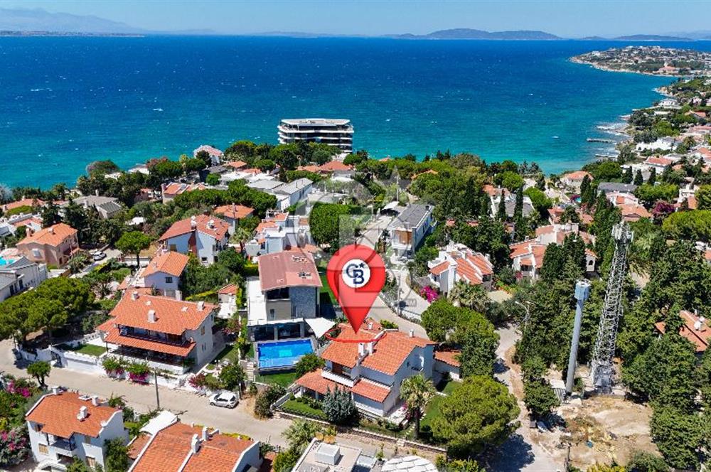 Çeşme Ardıç'ta Sahile Yakın 3+1 Dubleks Villa