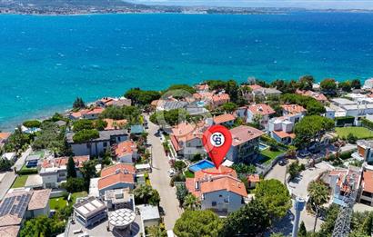 Çeşme Ardıç'ta Sahile Yakın 3+1 Dubleks Villa