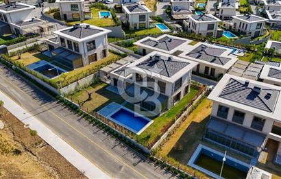 Folkart Country Urla da 4+1 Müstakil Havuzlu Dubleks Villa
