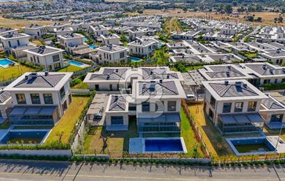Folkart Country Urla da 4+1 Müstakil Havuzlu Dubleks Villa