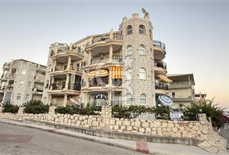 Didim Efeler mah Havuz başı yüksek giriş geniş 2+1 daire