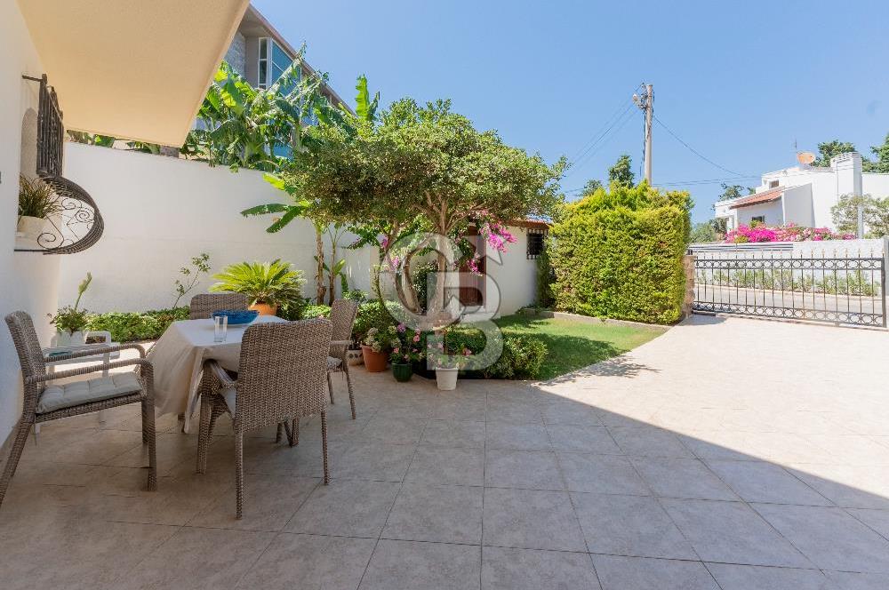 Çeşme Ardıç'ta Sahile Yakın 3+1 Dubleks Villa
