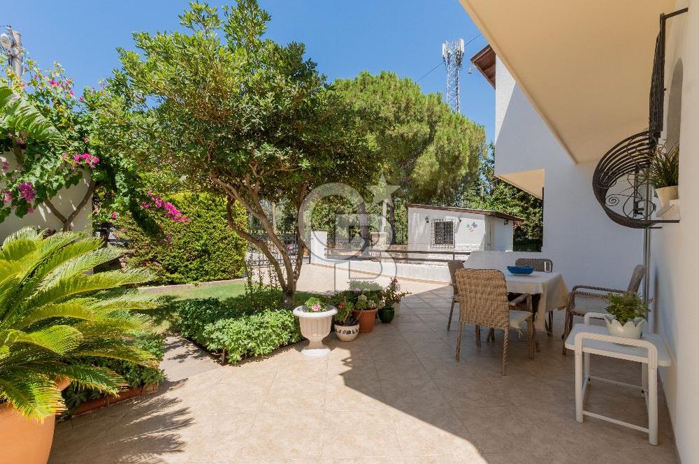 Çeşme Ardıç'ta Sahile Yakın 3+1 Dubleks Villa