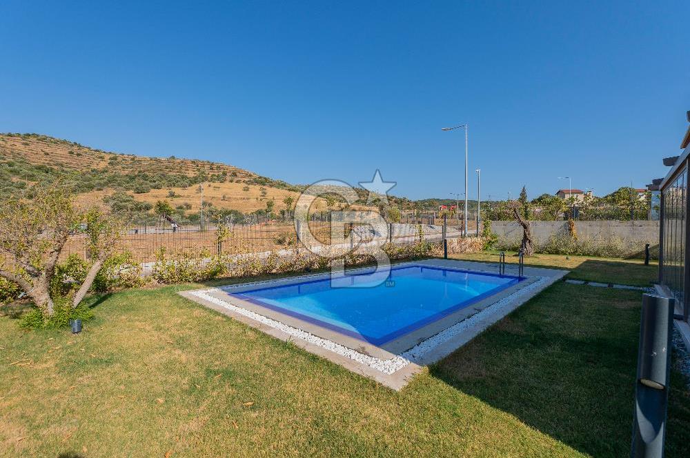 Folkart Country Urla da 4+1 Müstakil Havuzlu Dubleks Villa