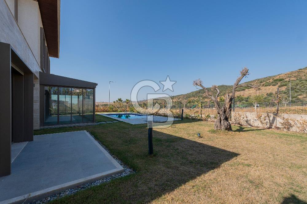 Folkart Country Urla da 4+1 Müstakil Havuzlu Dubleks Villa