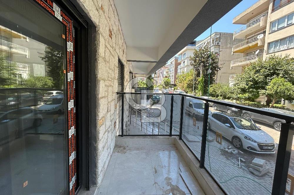 İzmir Karşıyaka Donanmacı Mah. Kiralık 2+1 Sıfır Daire CB-PH