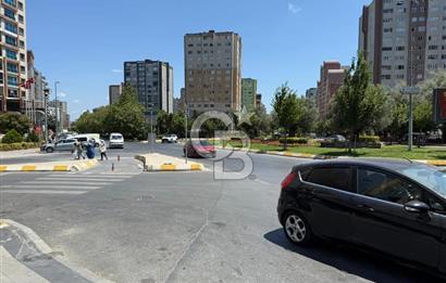 CUMHURİYET'TE E-5 YANI ANA CADDE ÜZERİ YATIRIMLIK SATILIK DÜKKAN