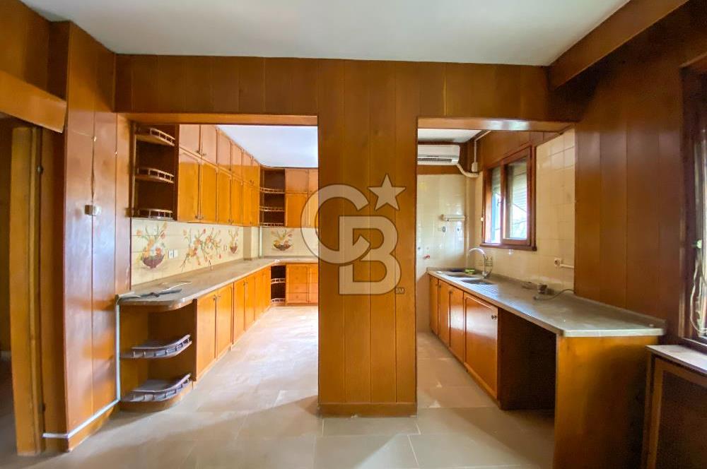 ERENKÖY,MİNİBÜS CAD. ÜZERİNDE, ÇOK GENİŞ , 150 m2, 2+1