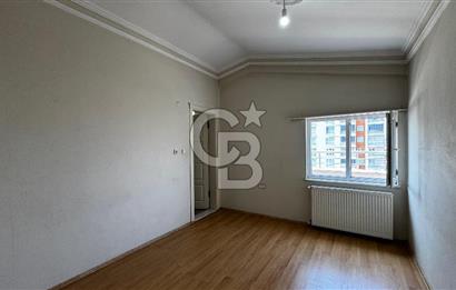 CANİKTE DENİZ MANZARALI İYİ KONUMDA KİRALIK DAİRE 