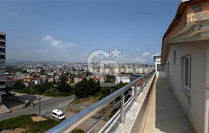 CANİKTE DENİZ MANZARALI İYİ KONUMDA KİRALIK DAİRE 