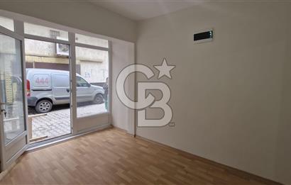 BORNOVA ÇAMDİBİ SATILIK İYİ KOMUMDA DÜKKAN