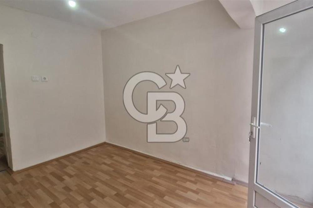 BORNOVA ÇAMDİBİ SATILIK İYİ KOMUMDA DÜKKAN