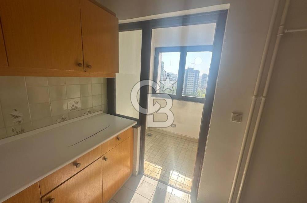 Ümit Mah., Çınar Sitesinde 9.Kat, 155 m², Kiralık 4+1