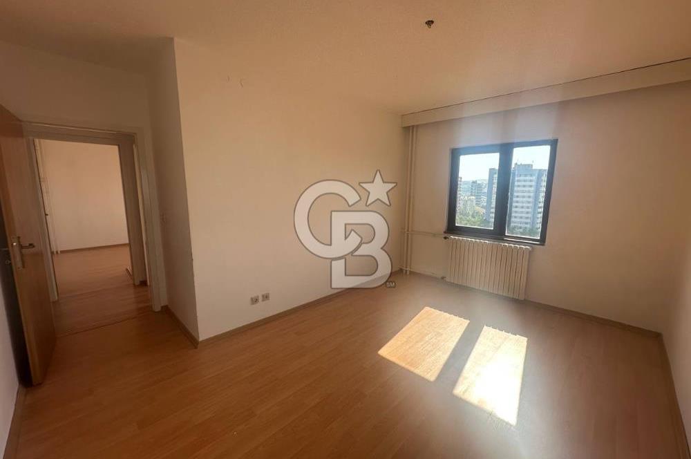Ümit Mah., Çınar Sitesinde 9.Kat, 155 m², Kiralık 4+1