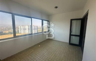 Ümit Mah., Çınar Sitesinde 9.Kat, 155 m², Kiralık 4+1
