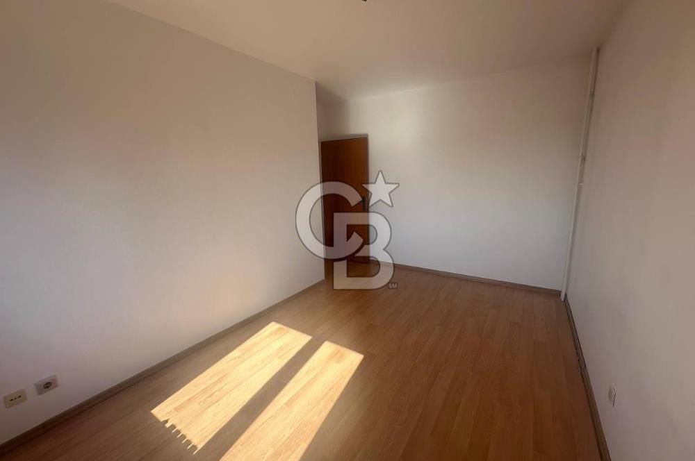 Ümit Mah., Çınar Sitesinde 9.Kat, 155 m², Kiralık 4+1