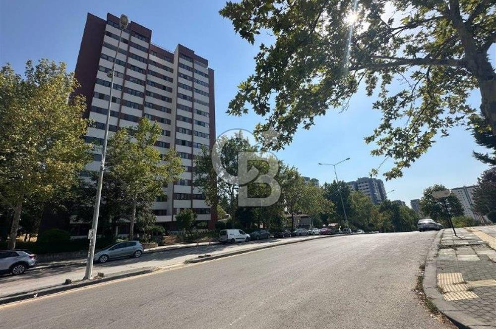 Ümit Mah., Çınar Sitesinde 9.Kat, 155 m², Kiralık 4+1